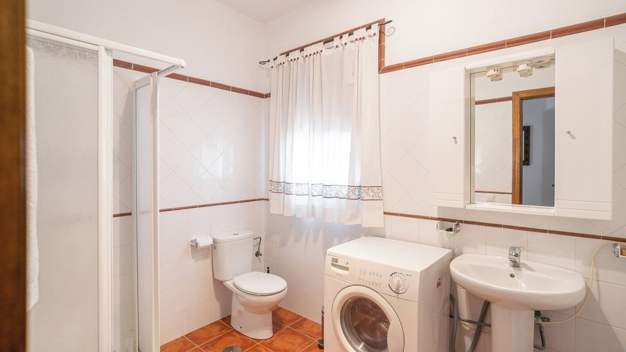 Photo of Bathroom in Periana