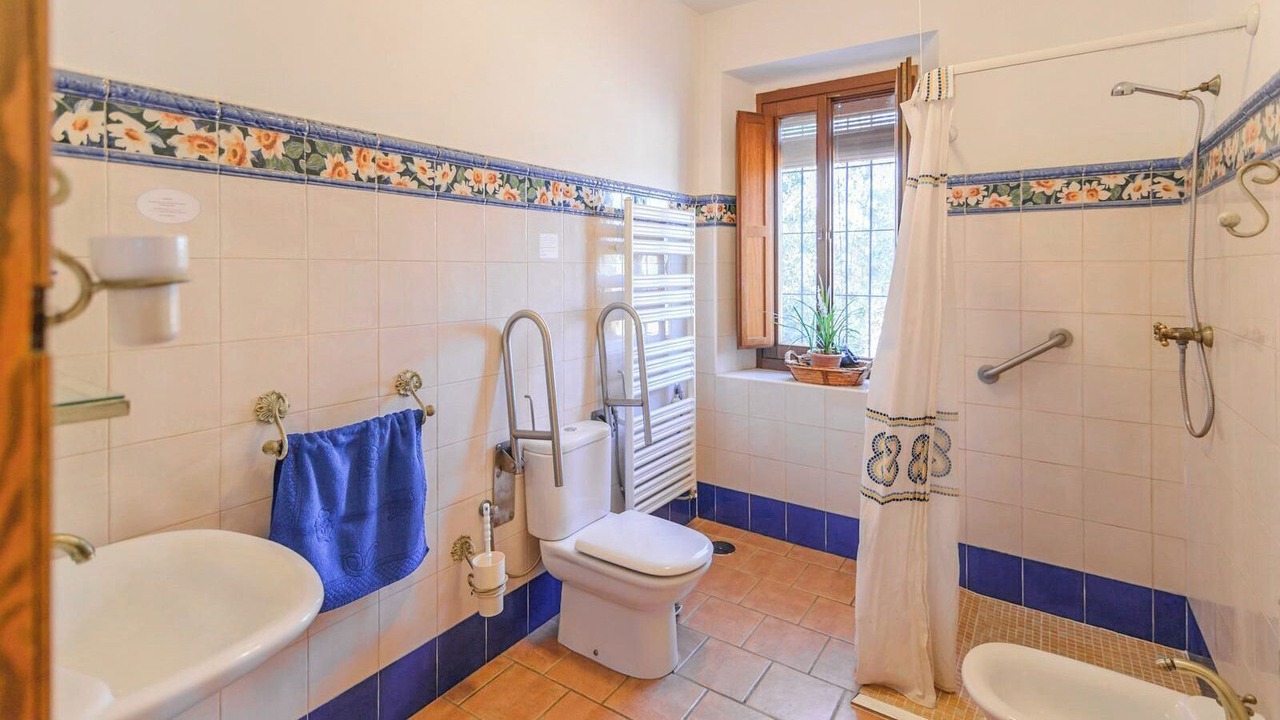 Photo of Bathroom in Villaviciosa de Cordoba