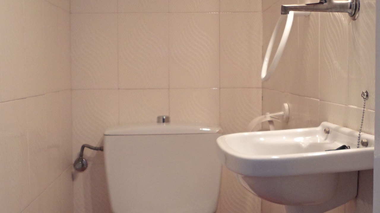 Photo of Bathroom in Nerja City Centre