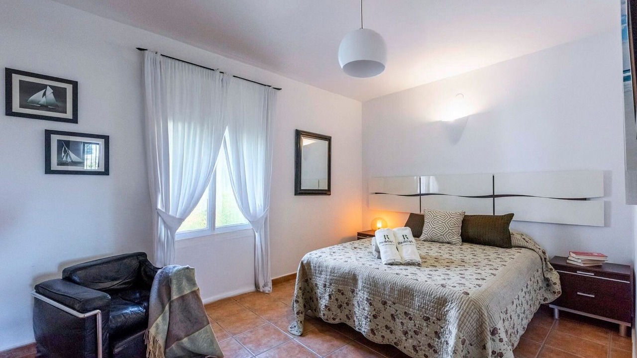 Photo of Bedroom in Cajiz