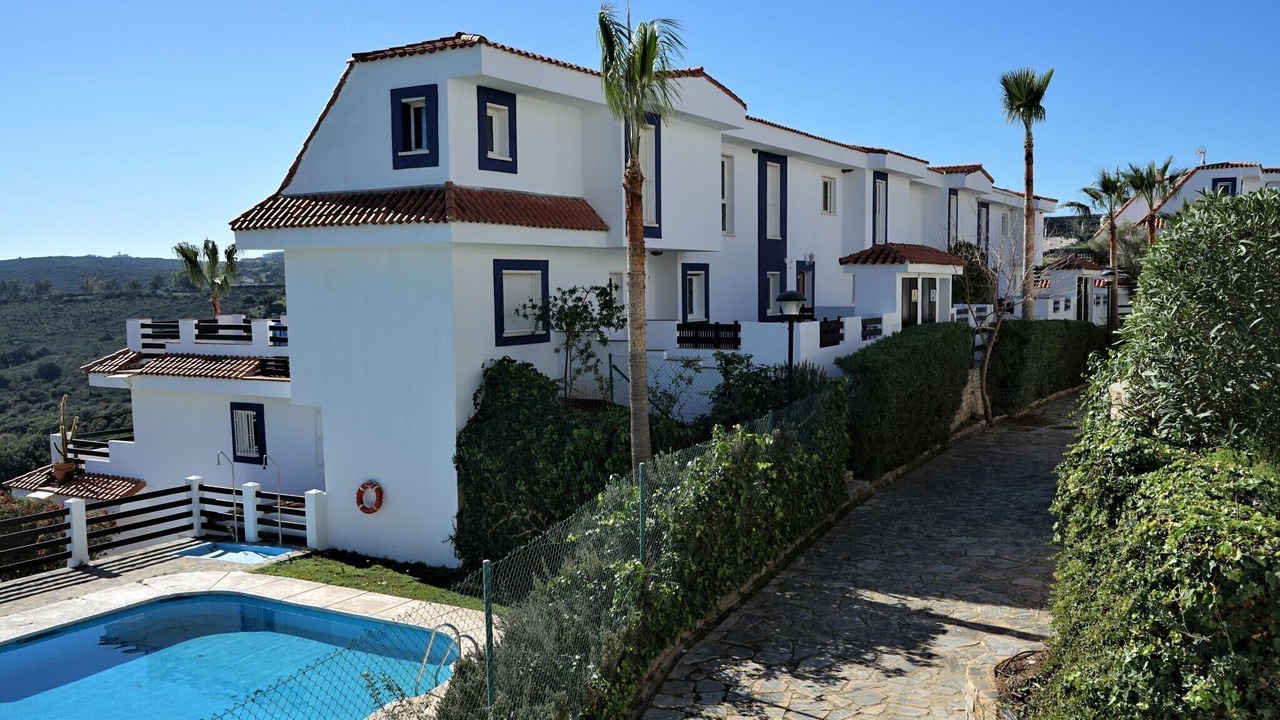 Photo of Outdoor in Alcorrin