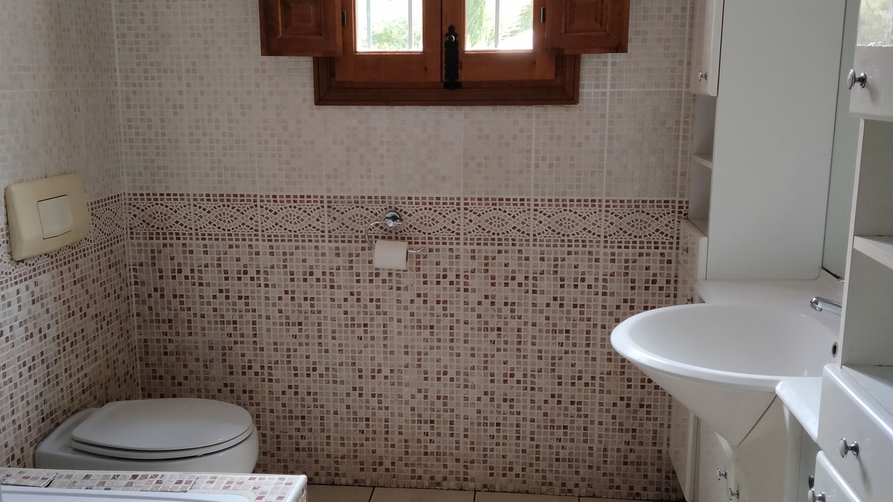 Photo of Bathroom in Canillas de Albaida