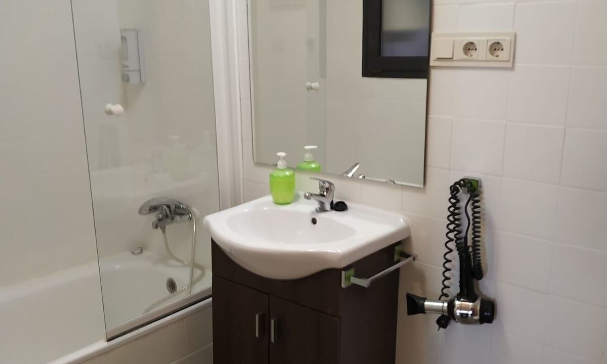 Photo of Bathroom in Niguelas