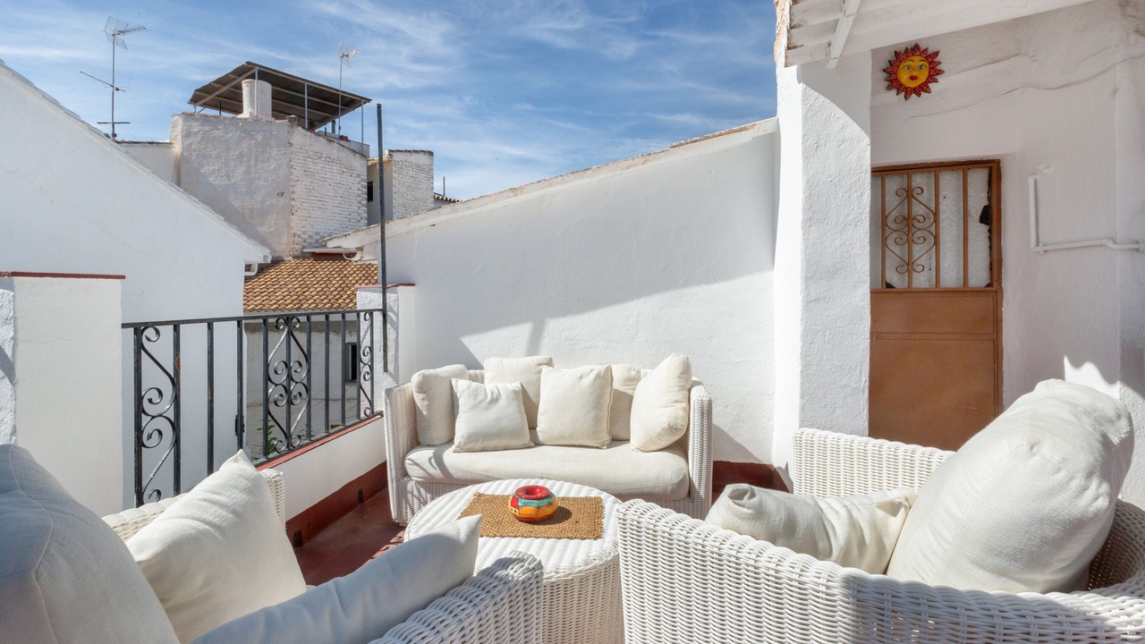 Photo of Outdoor in Guaro