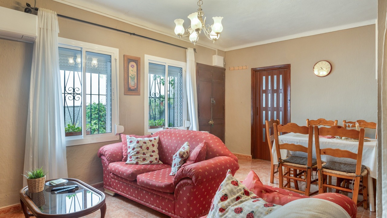 Photo of Livingroom in Guaro