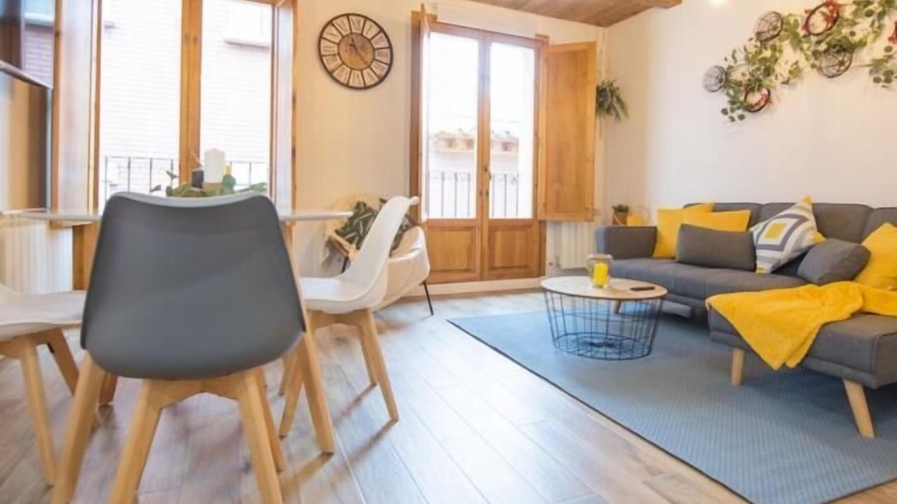 Photo of Livingroom in Toledo City Center