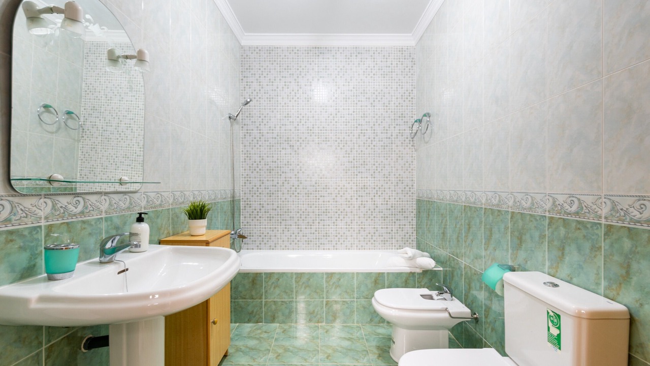 Photo of Bathroom in Benamocarra