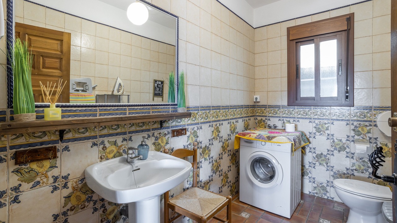 Photo of Bathroom in Sayalonga