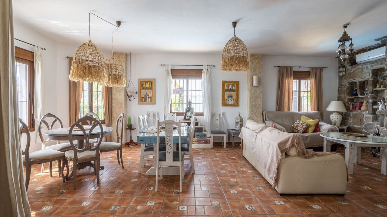 Photo of Livingroom in Sayalonga