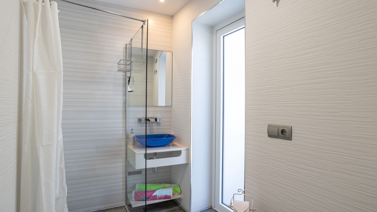 Photo of Bathroom in Nerja City Centre