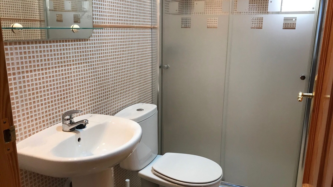 Photo of Bathroom in Los Geraeos