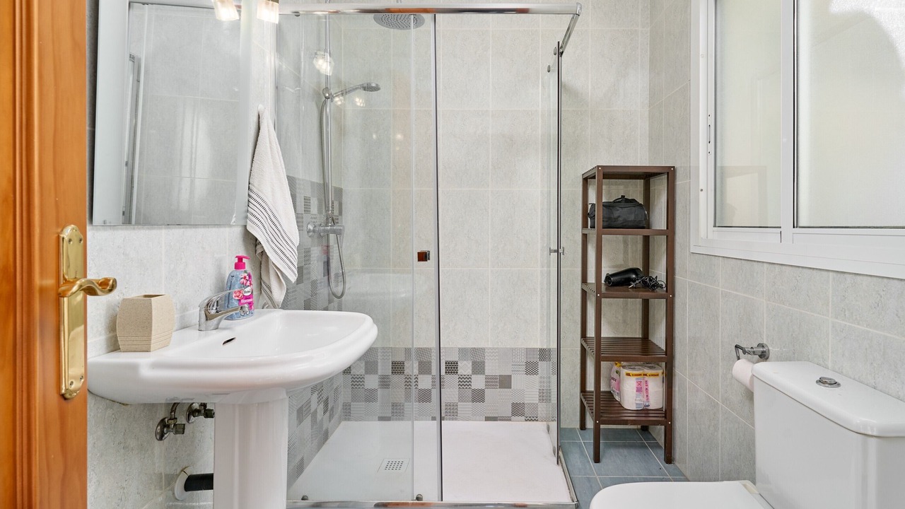 Photo of Bathroom in Arenas