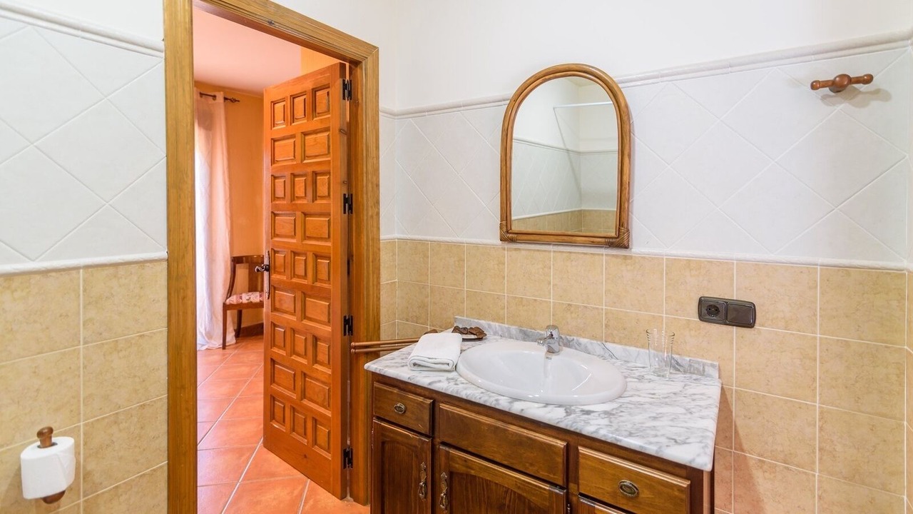 Photo of Bathroom in Alcaucin