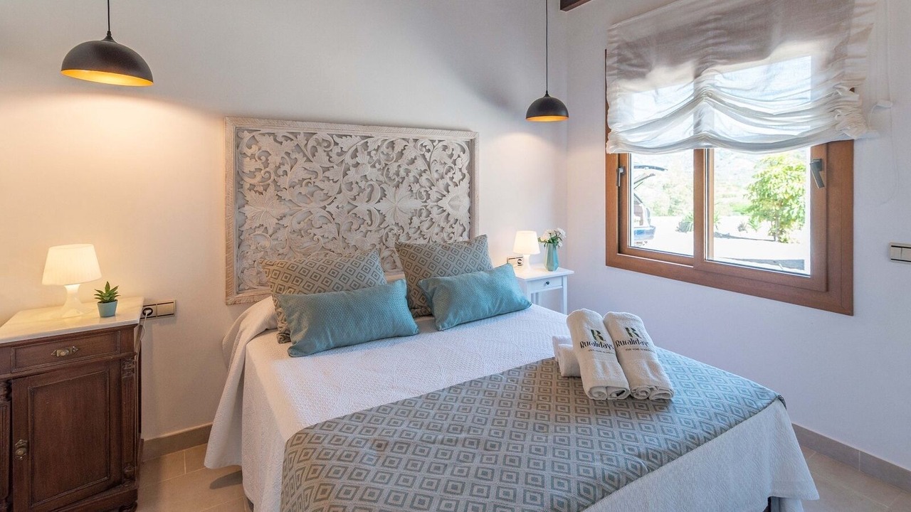 Photo of Bedroom in Coin