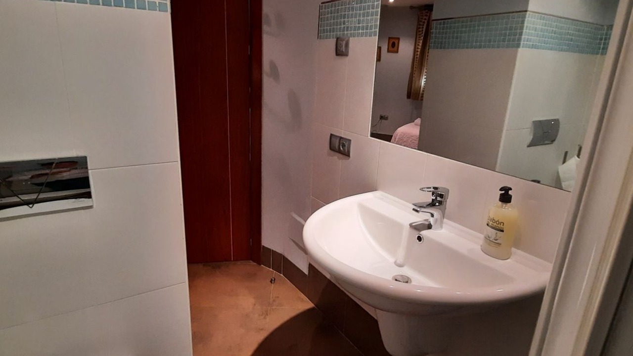 Photo of Bathroom in Andujar