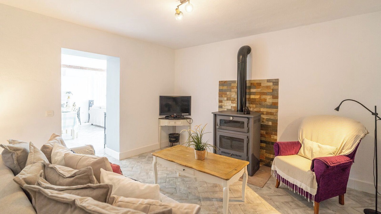 Photo of Livingroom in Alozaina