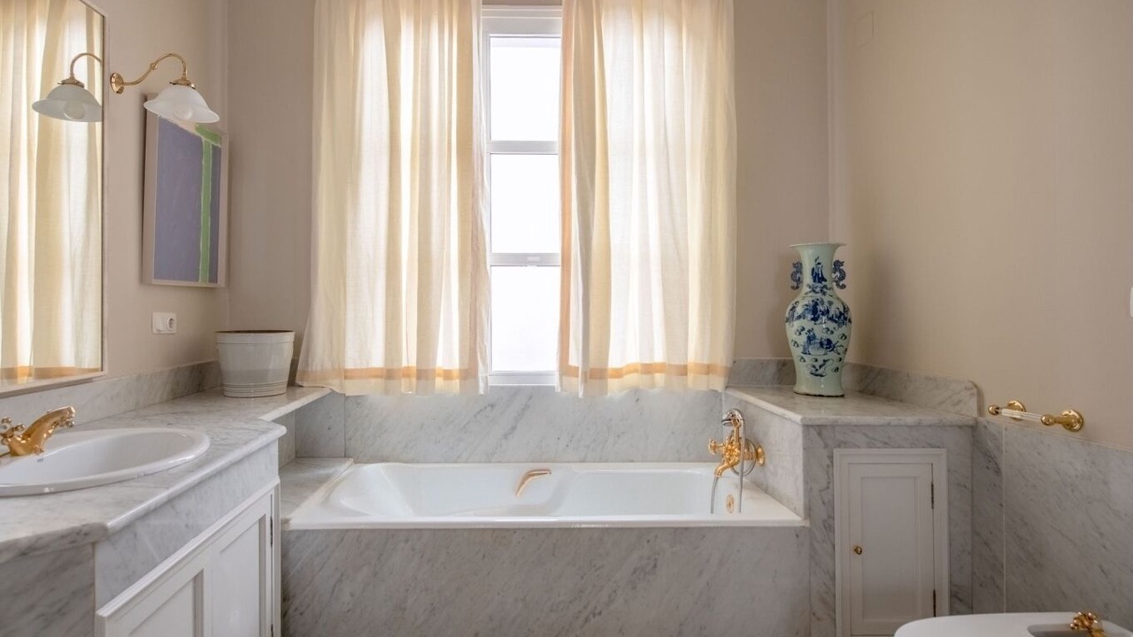 Photo of Bathroom in Alfalfa