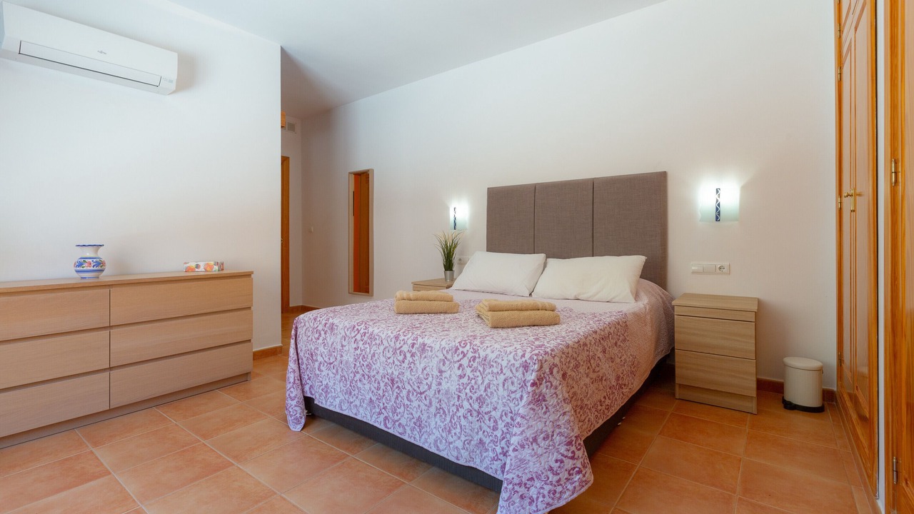 Photo of Bedroom in Almogia