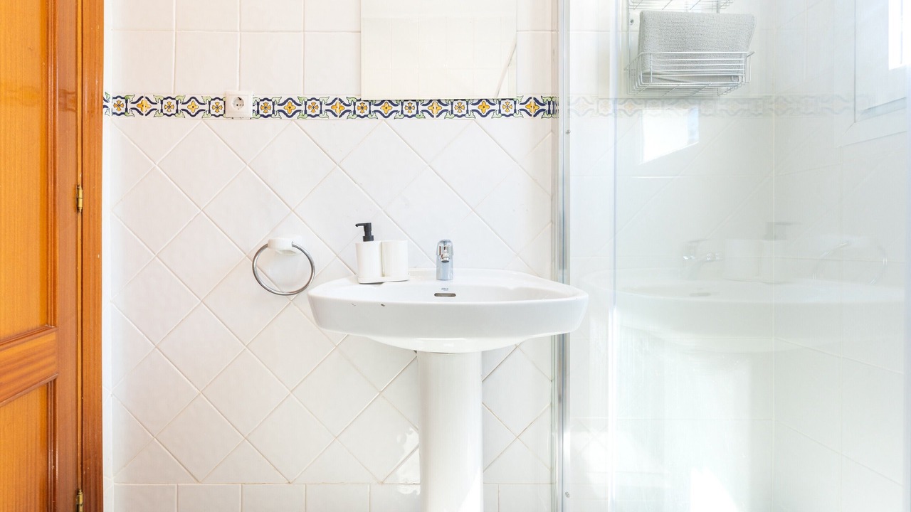 Photo of Bathroom in Miramar