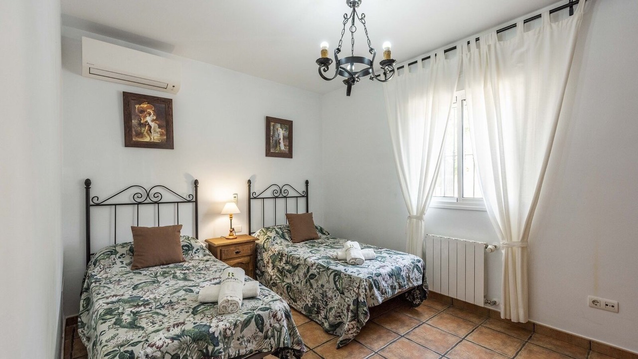 Photo of Bedroom in Canillas de Albaida
