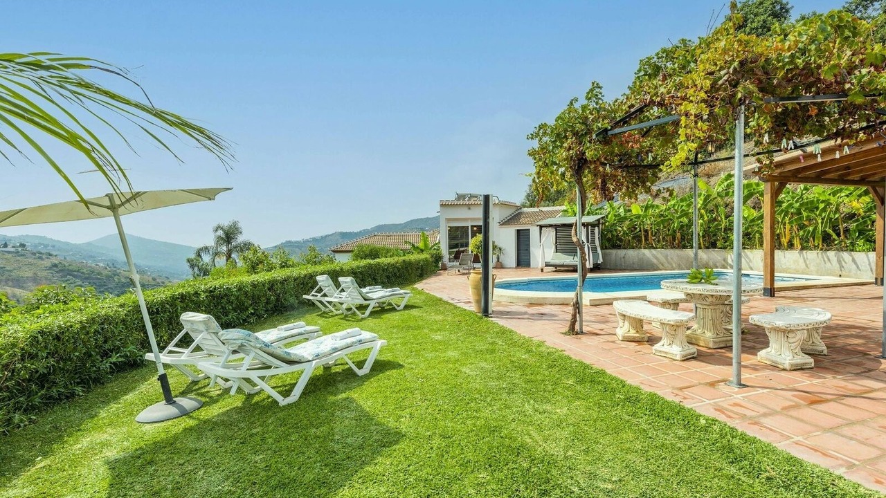 Photo of Outdoor in Canillas de Albaida