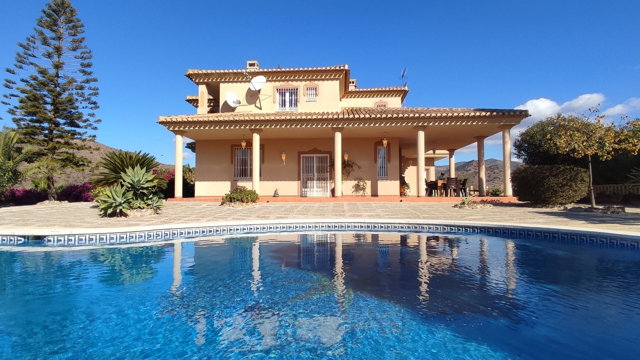 Photo of Outdoor in Almogia