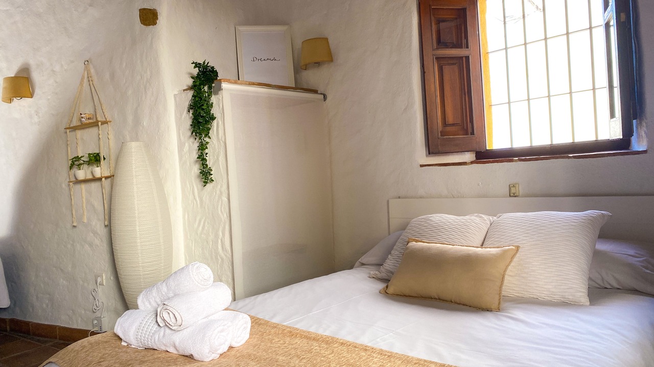 Photo of Bedroom in Benadalid