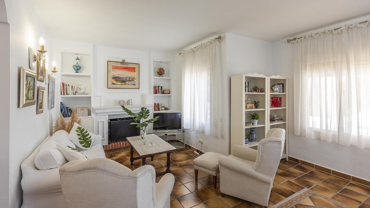 Photo of Livingroom in Sayalonga