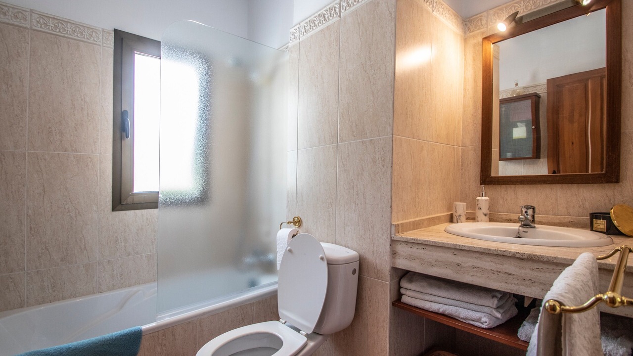Photo of Bathroom in Alora