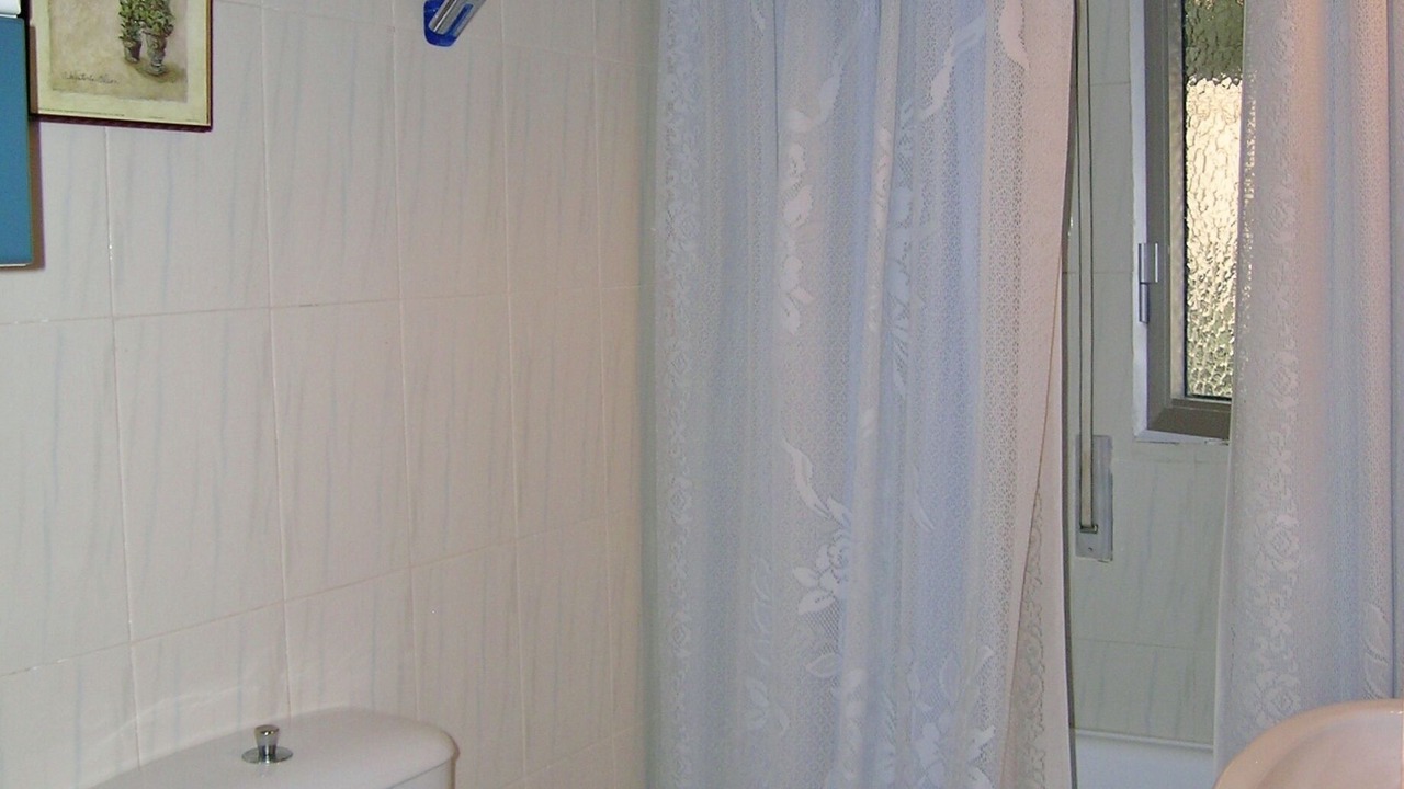 Photo of Bathroom in Lepe