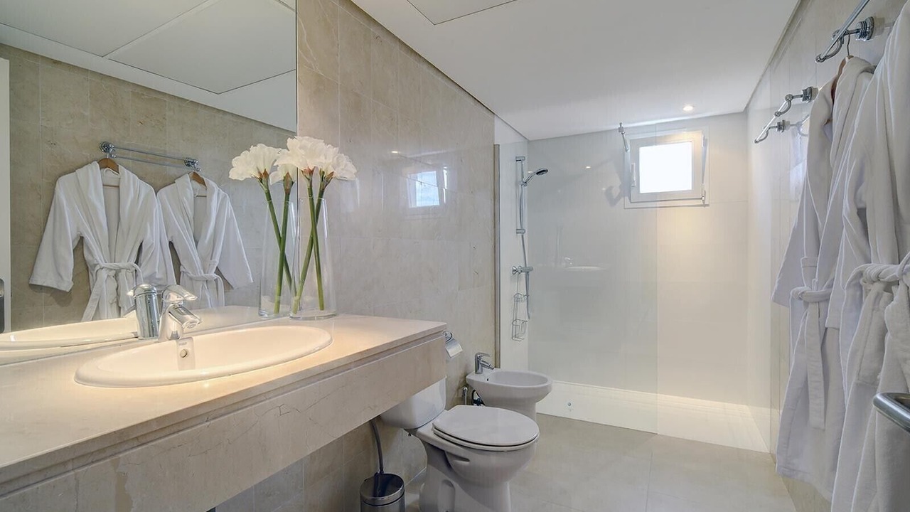 Photo of Bathroom in New Golden Mile