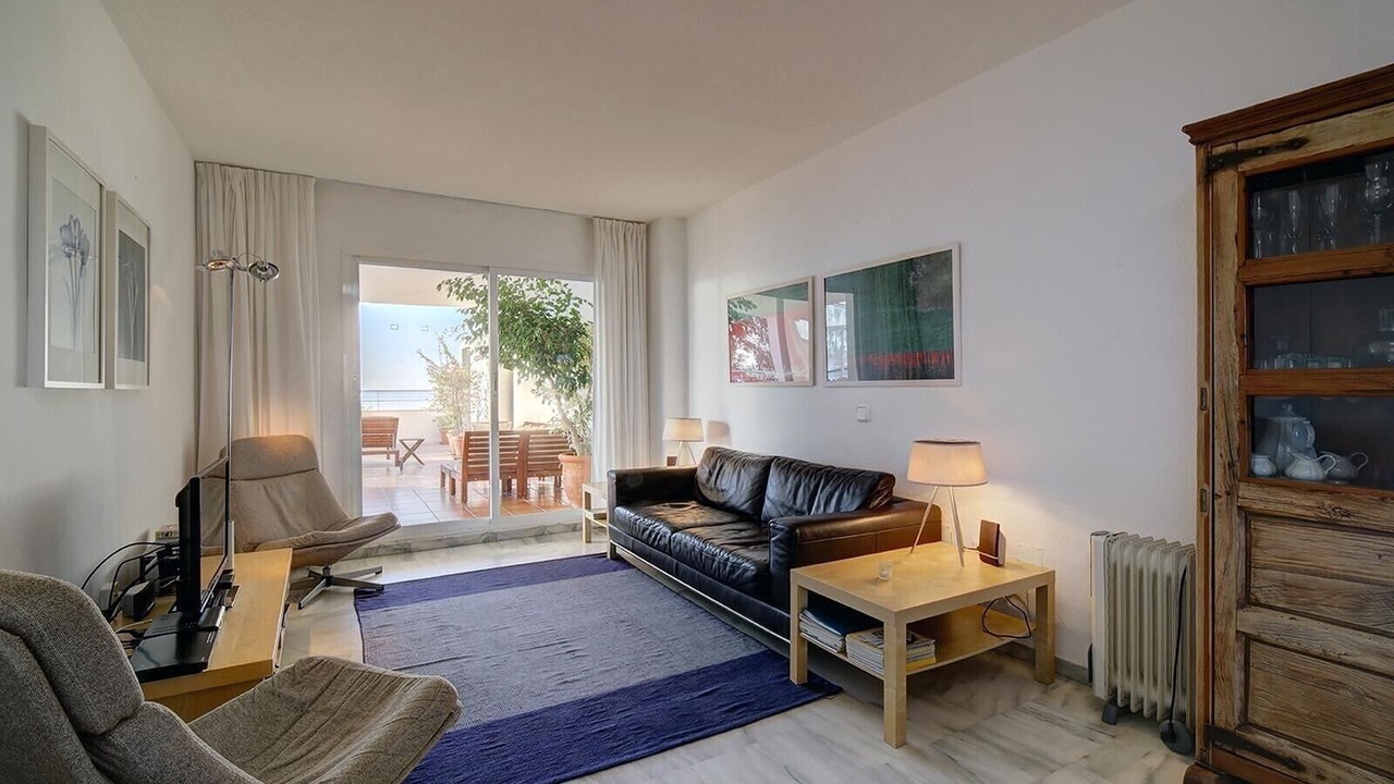 Photo of Livingroom in New Golden Mile
