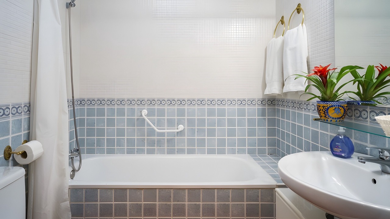 Photo of Bathroom in Malaga-Este