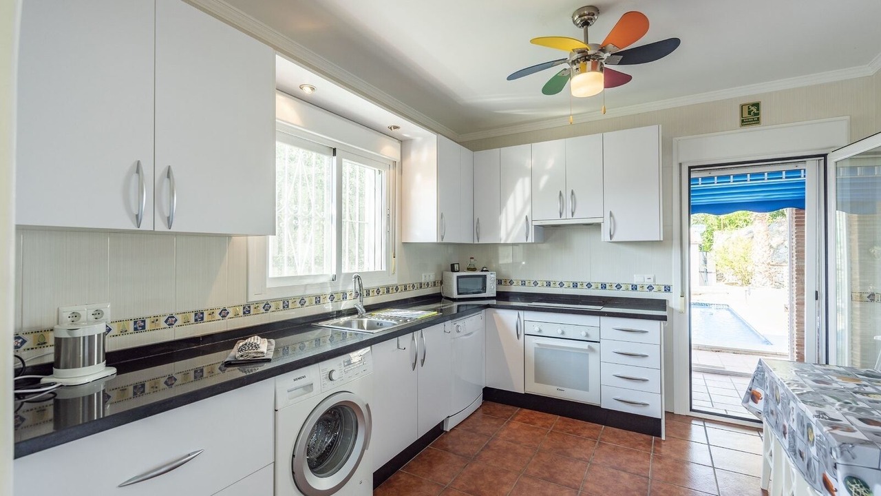 Photo of Kitchen in Canillas de Albaida