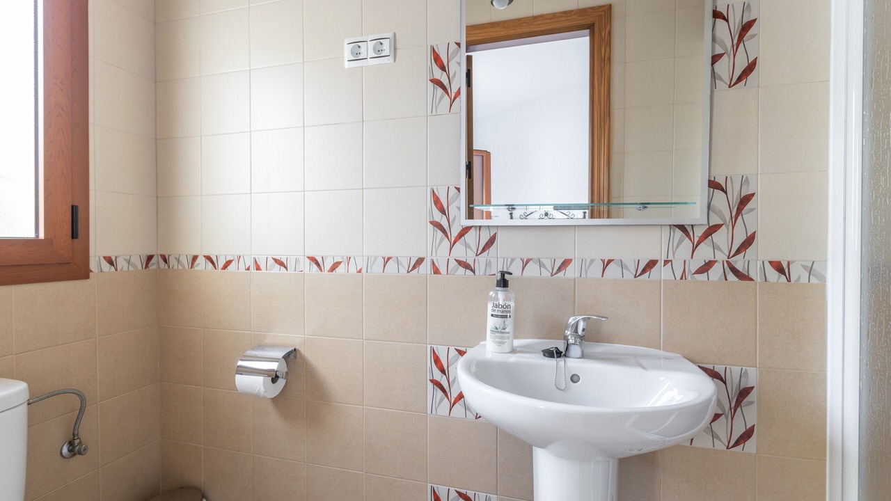 Photo of Bathroom in Arenas