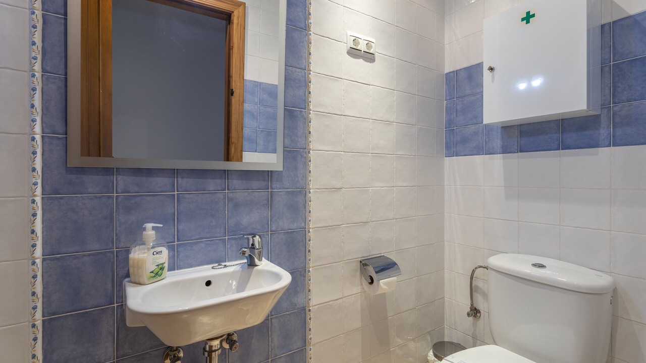 Photo of Bathroom in Arenas