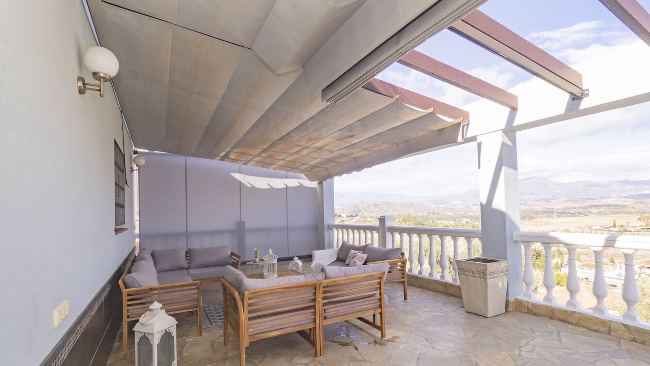Photo of Outdoor in Coin