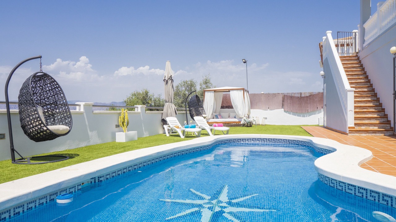 Photo of Outdoor in Coin