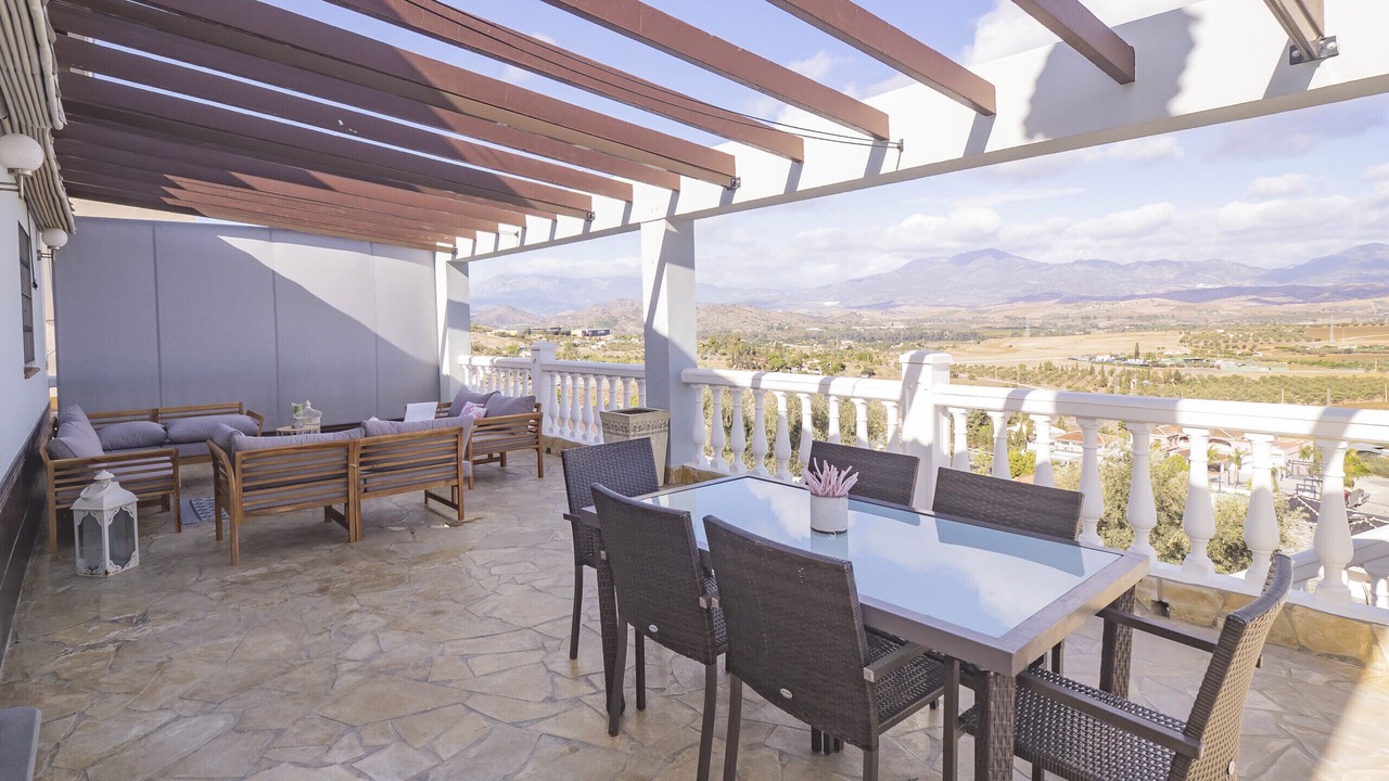 Photo of Outdoor in Coin