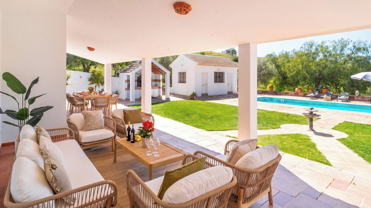 Photo of Outdoor in Almogia