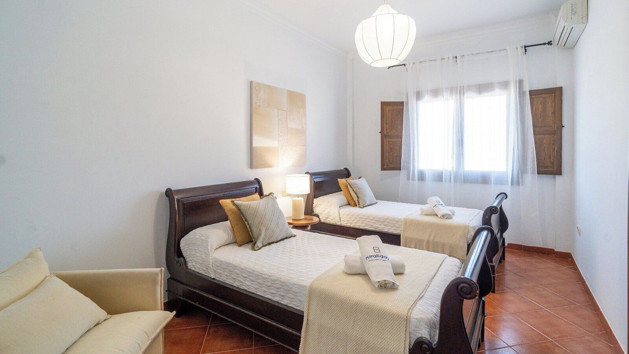 Photo of Bedroom in Almogia