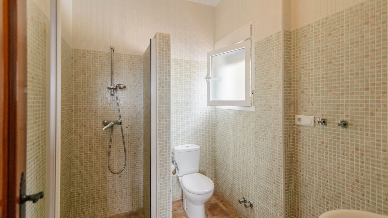 Photo of Bathroom in Arenas