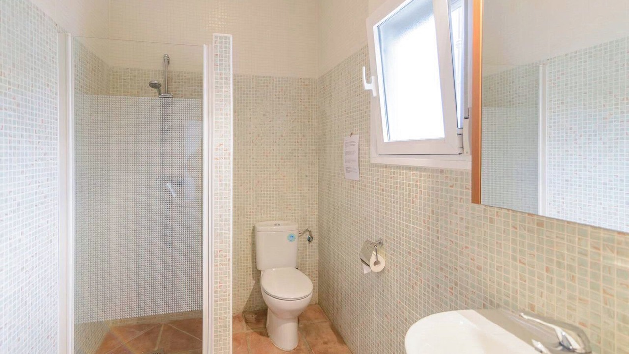 Photo of Bathroom in Arenas
