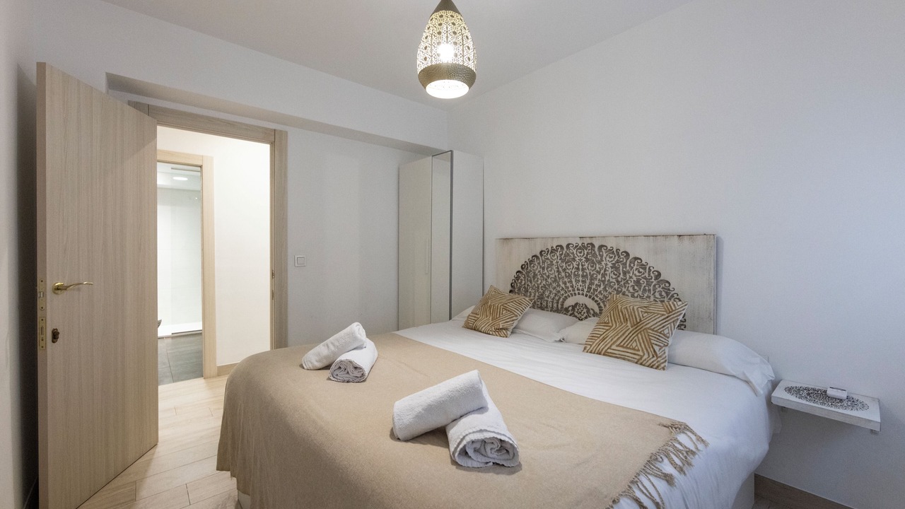 Photo of Bedroom in Central District