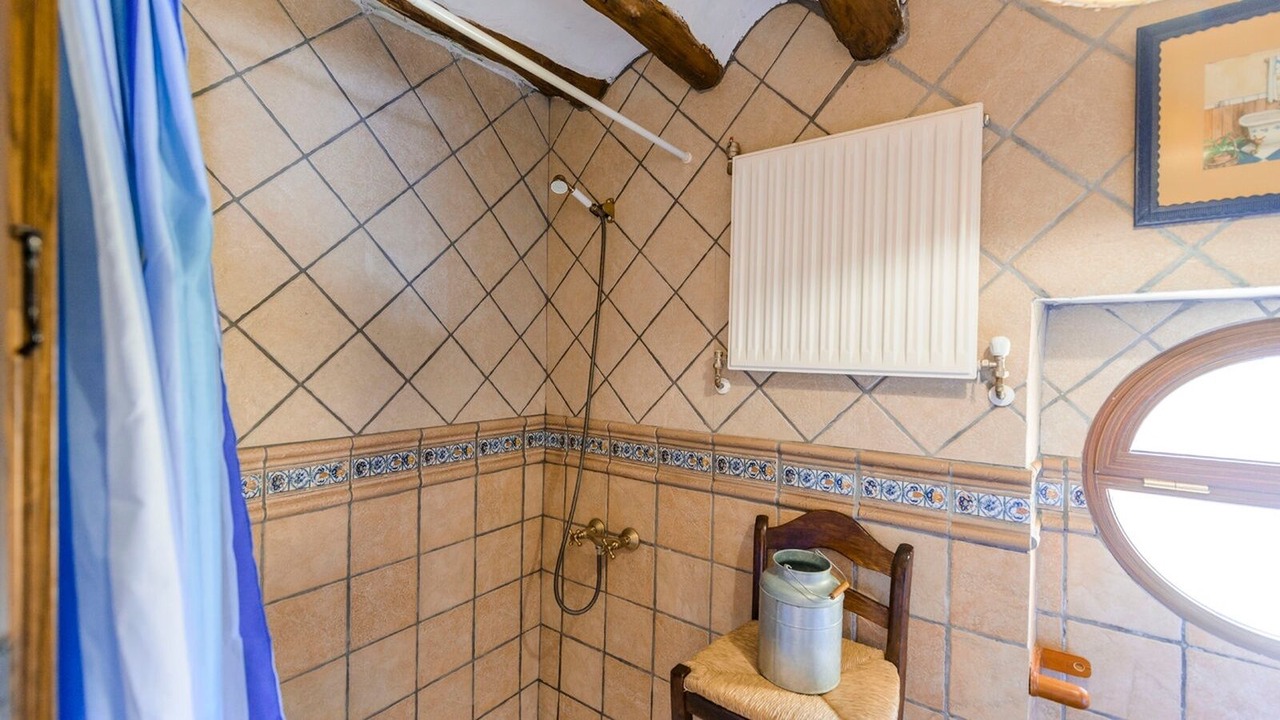 Photo of Bathroom in Fuensanta de Martos