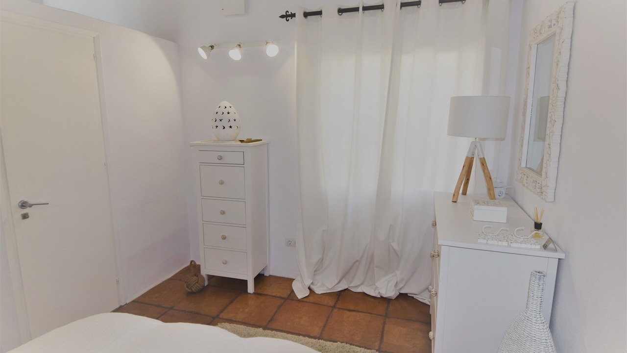 Photo of Bedroom in New Golden Mile