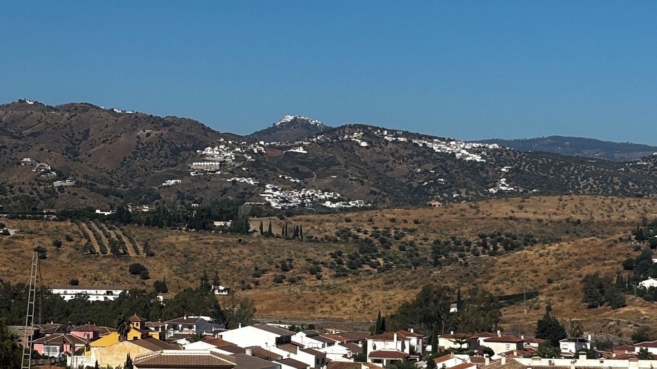 Photo of Others in Alcaucin