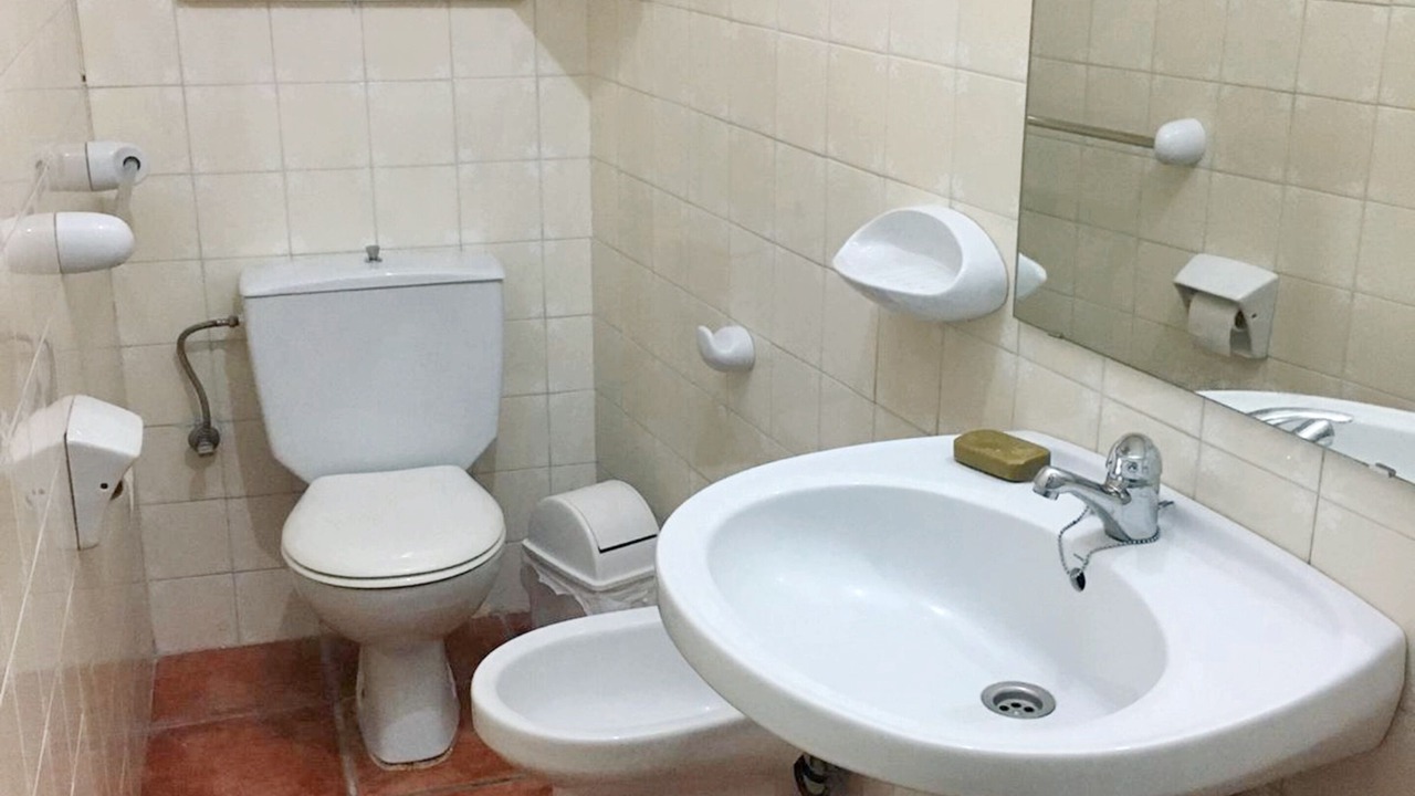 Photo of Bathroom in Albunol