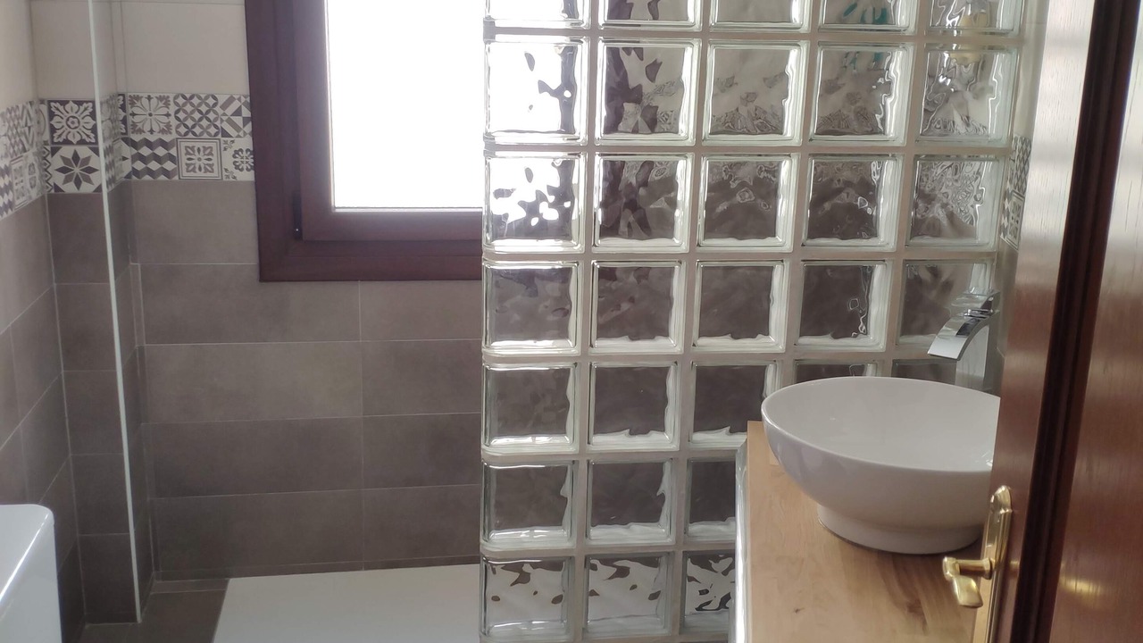 Photo of Bathroom in Toledo City Center