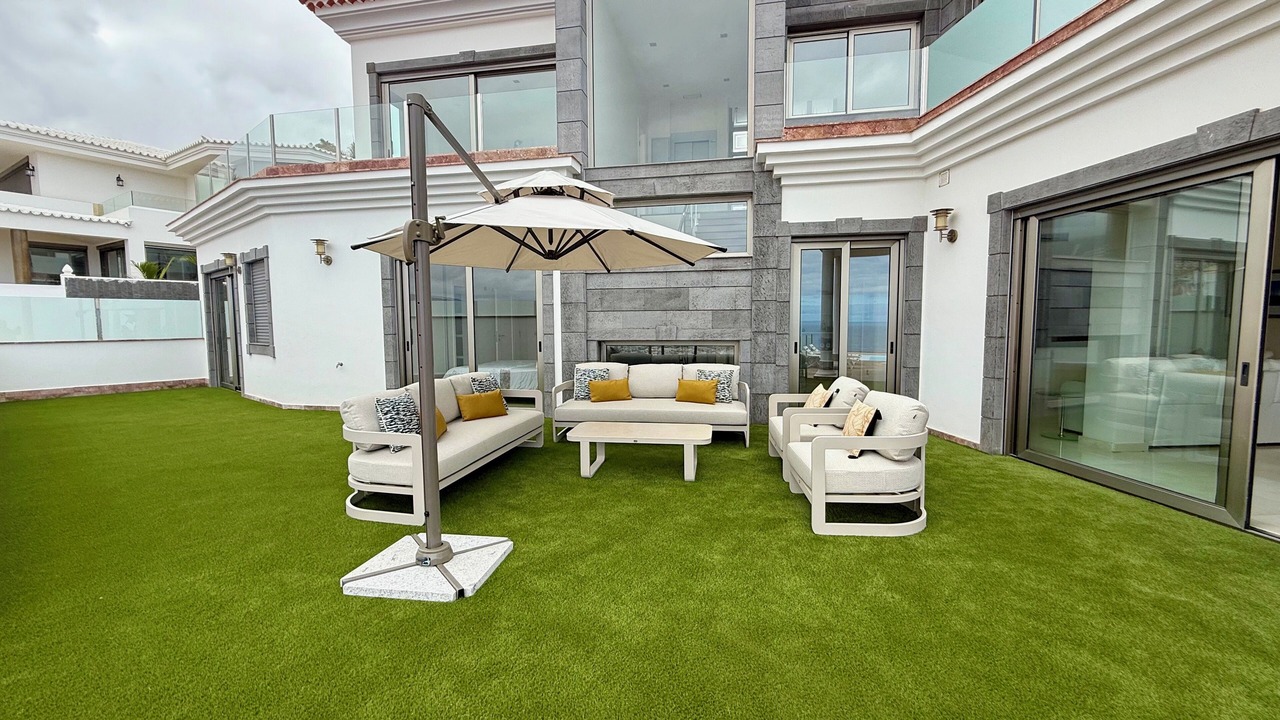 Photo of Patio Balcony in San Eugenio